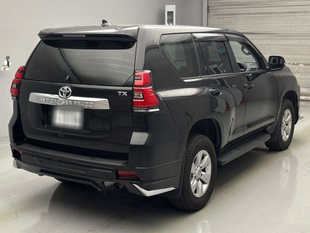 TOYOTA LAND CRUISER PRADO 2023