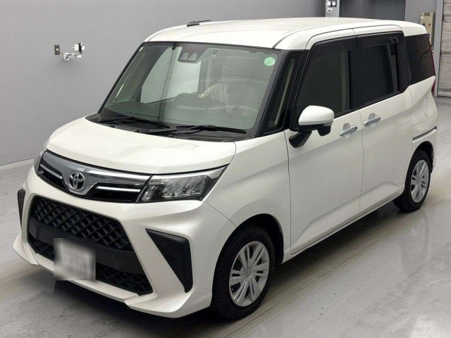TOYOTA ROOMY 2021