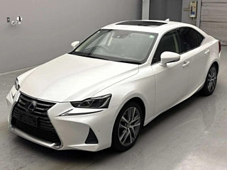 LEXUS IS 2018