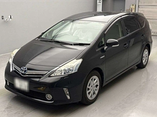 TOYOTA PRIUS ALPHA 2012