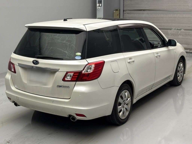 SUBARU EXIGA 2010