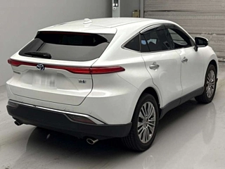 TOYOTA HARRIER 2022