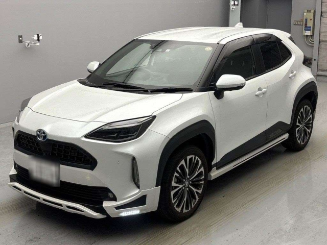 TOYOTA YARIS CROSS 2023