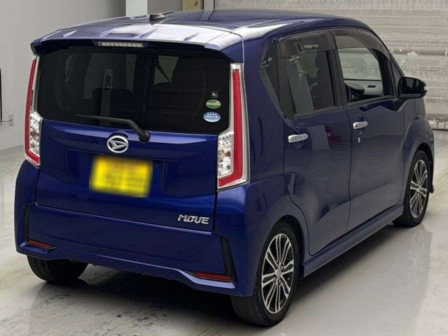 DAIHATSU MOVE 2015