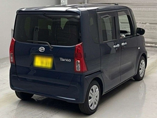 DAIHATSU TANTO 2024