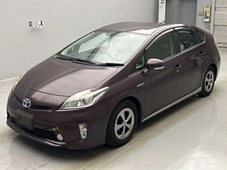 TOYOTA PRIUS 2013