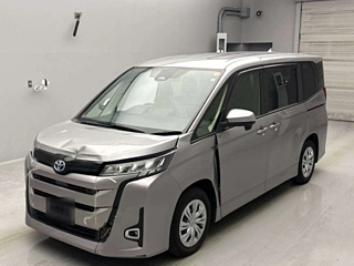 TOYOTA NOAH 2023