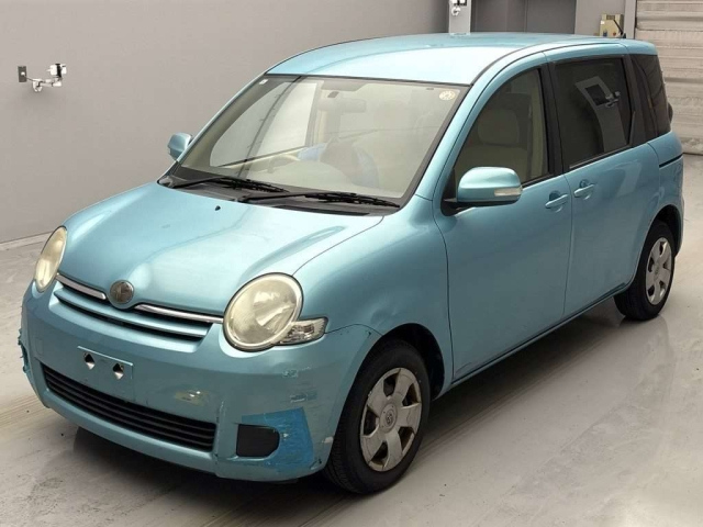 TOYOTA SIENTA 2009