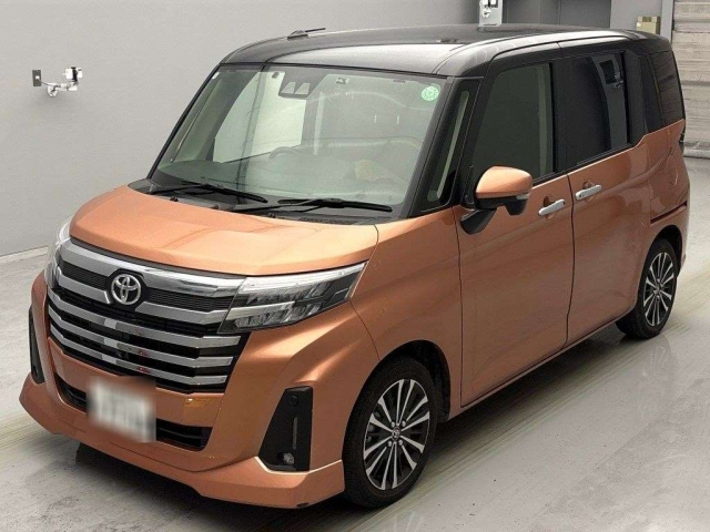 TOYOTA ROOMY 2022