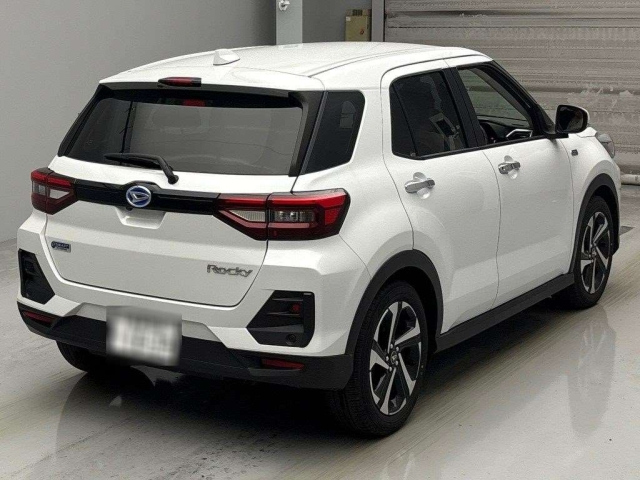 DAIHATSU ROCKY 2024
