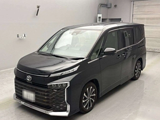 TOYOTA VOXY 2023