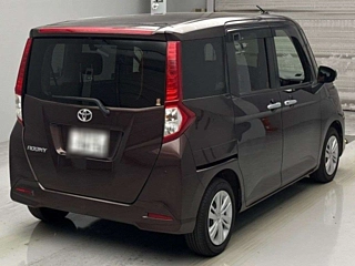 TOYOTA ROOMY 2021