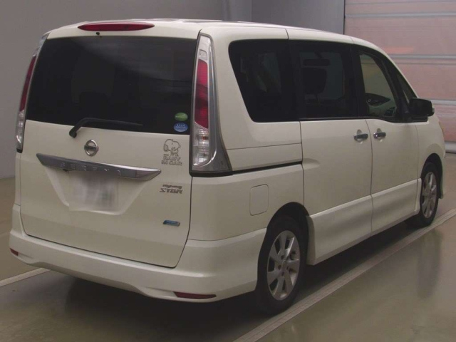 NISSAN SERENA 2012