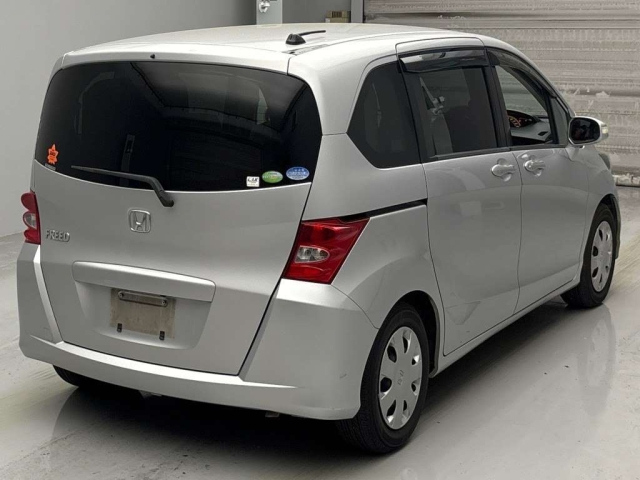 HONDA FREED 2008