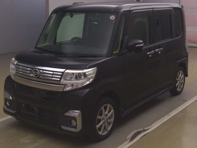DAIHATSU TANTO 2016