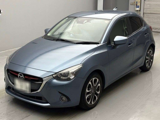 MAZDA DEMIO 2016