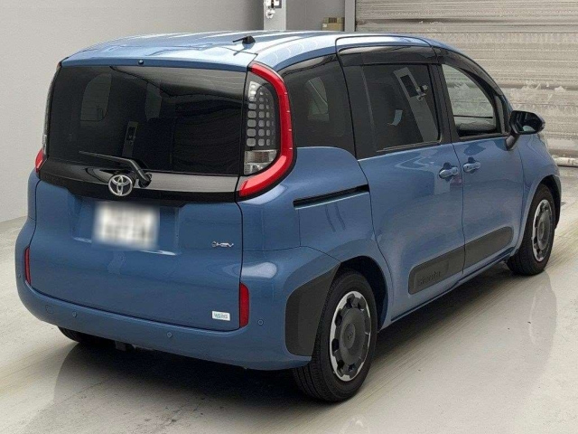 TOYOTA SIENTA 2024