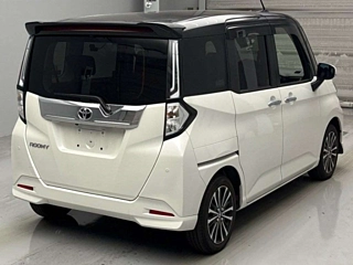 TOYOTA ROOMY 2022