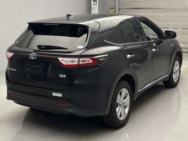 TOYOTA HARRIER 2018