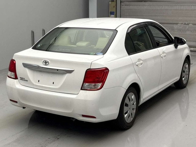 TOYOTA COROLLA AXIO 2015