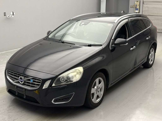 VOLVO V60 2011