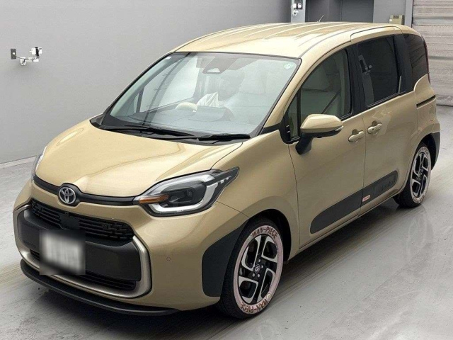 TOYOTA SIENTA 2024