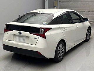 TOYOTA PRIUS 2019