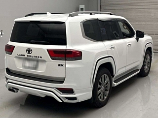 TOYOTA LAND CRUISER 2023