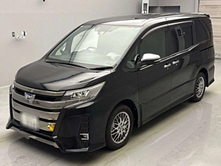 TOYOTA NOAH 2021