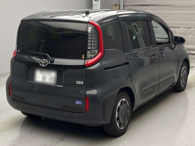 TOYOTA SIENTA 2024