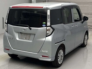 TOYOTA TANK 2020