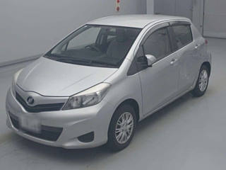 TOYOTA VITZ 2012