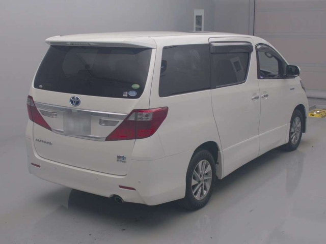 TOYOTA ALPHARD 2013