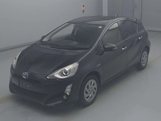 TOYOTA AQUA 2016