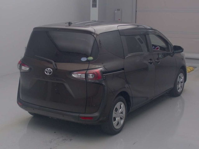 TOYOTA SIENTA 2020