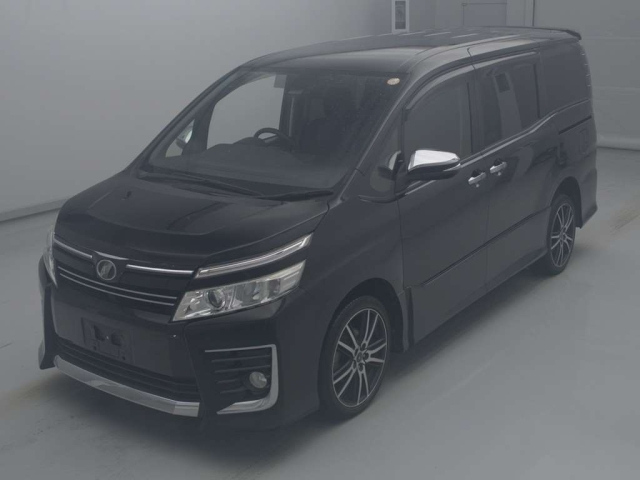 TOYOTA VOXY 2016
