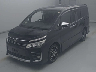 TOYOTA VOXY 2016