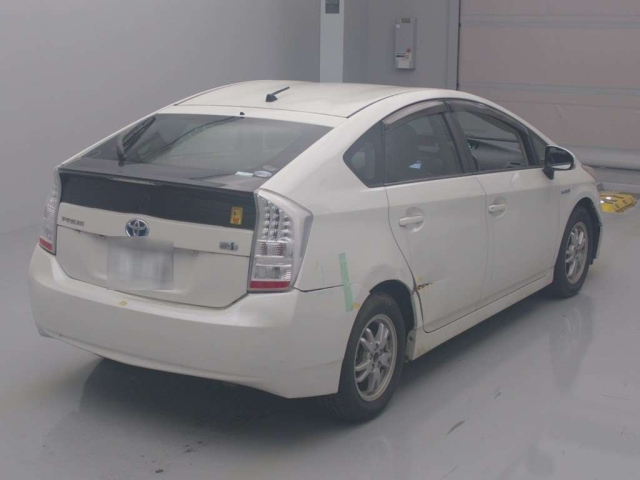 TOYOTA PRIUS 2011