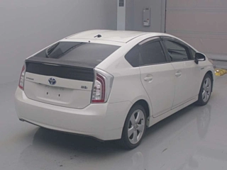 TOYOTA PRIUS 2012