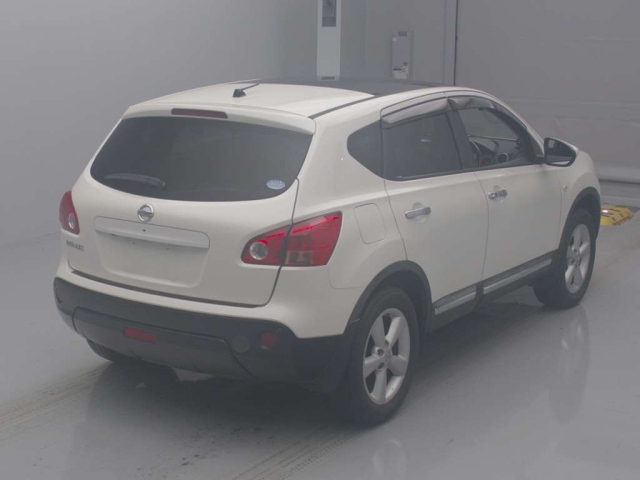 NISSAN DUALIS 2013
