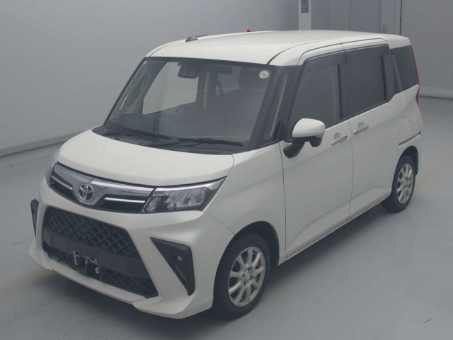 TOYOTA ROOMY 2021