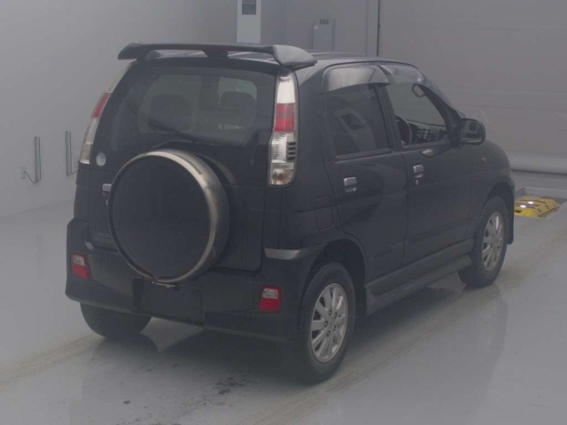 DAIHATSU TERIOS KID 2010