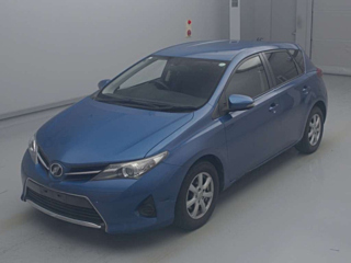 TOYOTA AURIS 2013