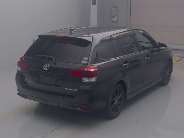 TOYOTA COROLLA FIELDER 2015
