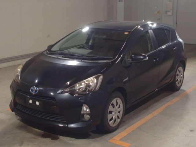 TOYOTA AQUA 2014
