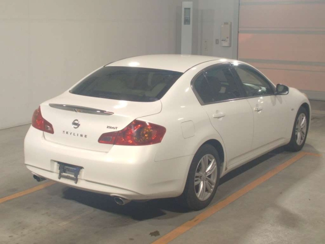 NISSAN SKYLINE 2011