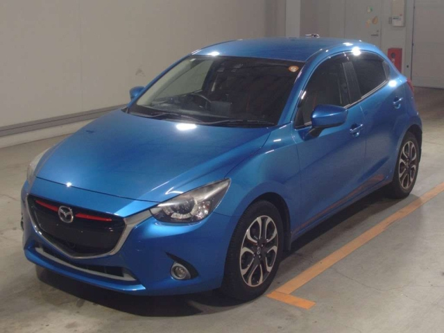 MAZDA DEMIO 2015