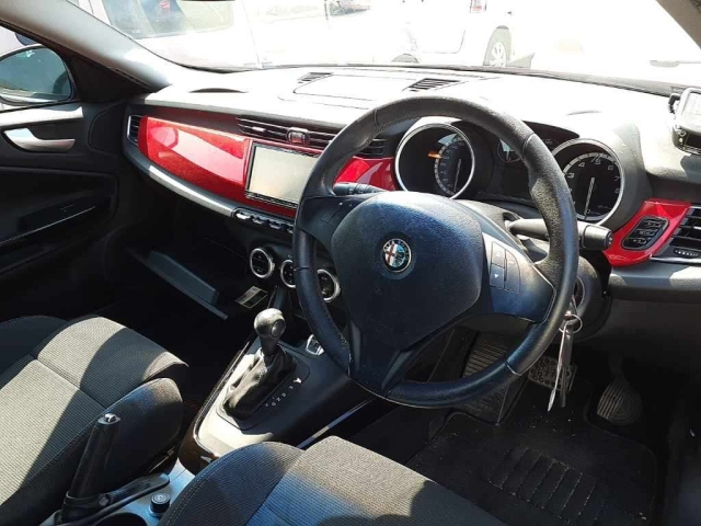 ALFAROMEO GIULIETTA 2012