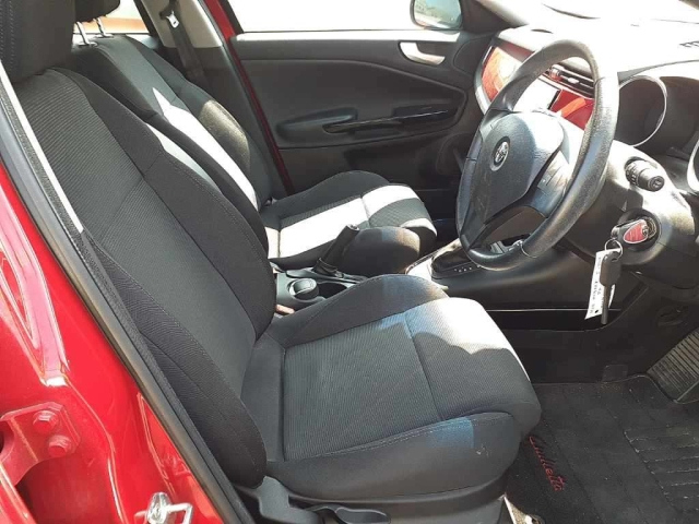 ALFAROMEO GIULIETTA 2012