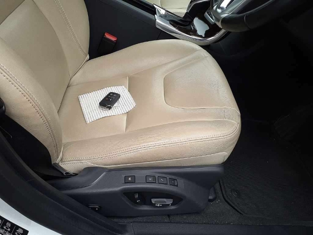 VOLVO V60 2017